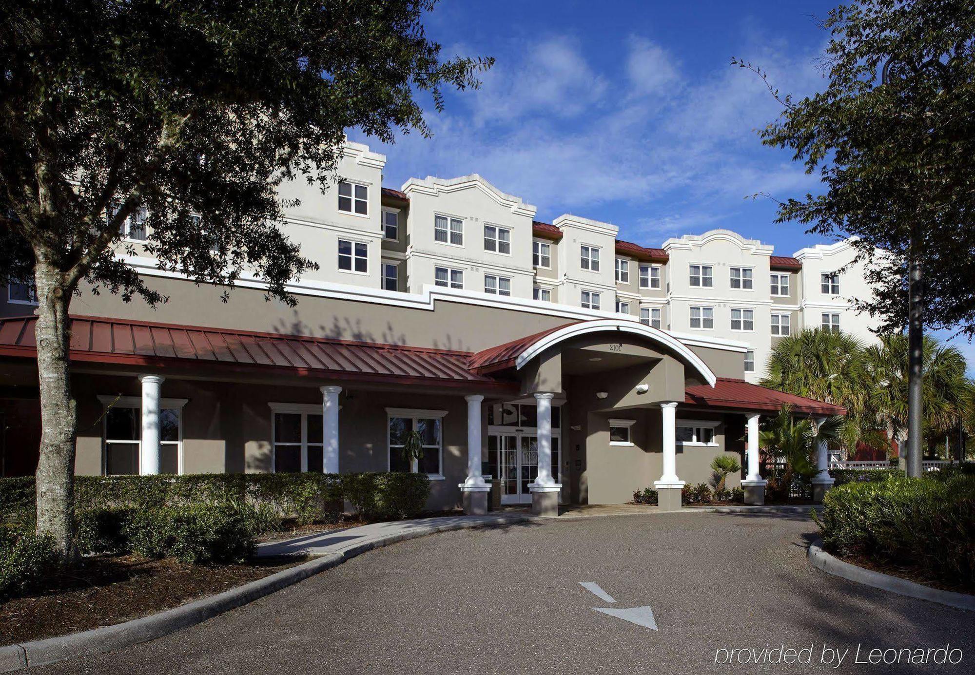 Tampa Suncoast Parkway At Northpointe Village