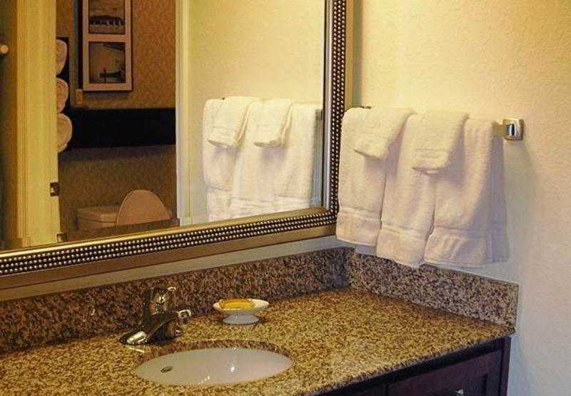 Tampa Suncoast Parkway At Northpointe Village 3* Lutz